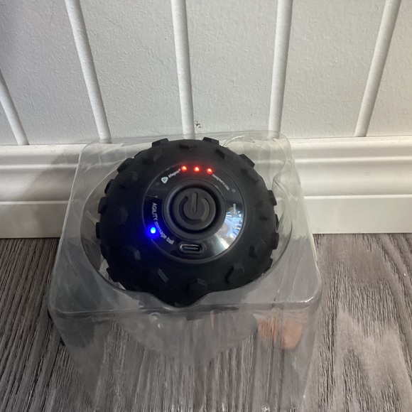 LifePro 4-Speed Vibrating Massage Ball - Picture 7 of 11